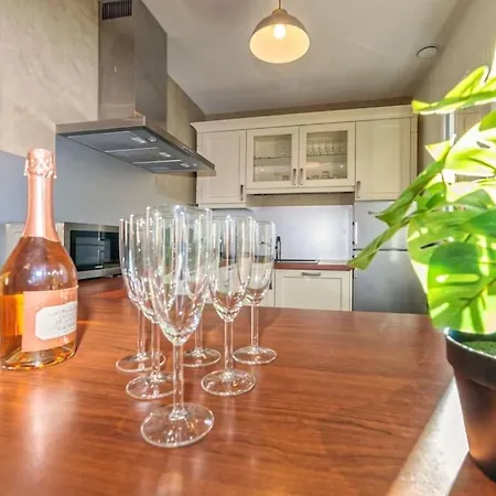 Holiday home Et Volcans - Grand Proche Centre-ville Pour 24 Personnes Clermont-Ferrand