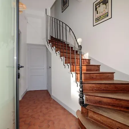 Et Volcans - Grand Proche Centre-ville Pour 24 Personnes