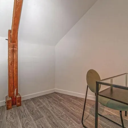 Et Volcans - Grand Proche Centre-ville Pour 24 Personnes * Clermont-Ferrand