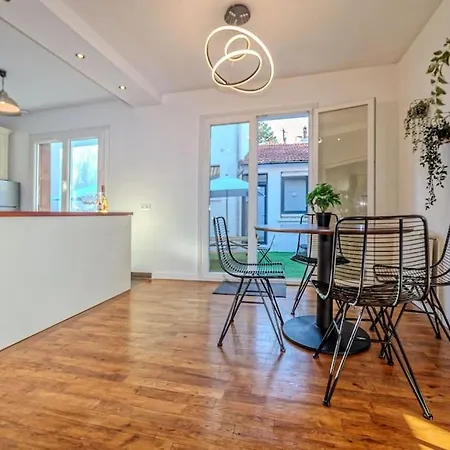 Casa vacanze Et Volcans - Grand Proche Centre-ville Pour 24 Personnes