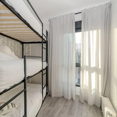 Holiday home Et Volcans - Grand Proche Centre-ville Pour 24 Personnes