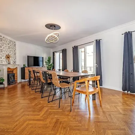 Et Volcans - Grand Proche Centre-ville Pour 24 Personnes Clermont-Ferrand