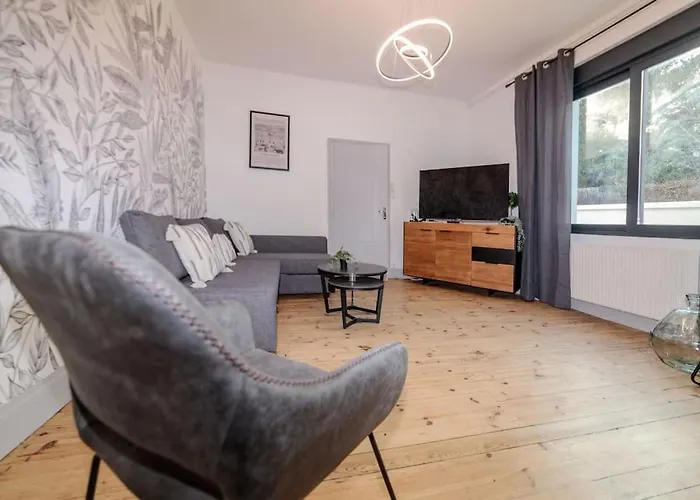 Et Volcans - Grand Proche Centre-ville Pour 24 Personnes * Clermont-Ferrand