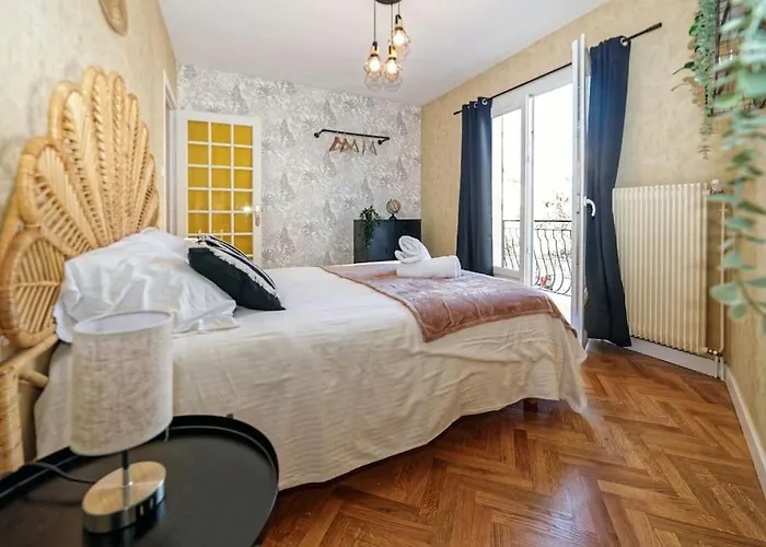 Ferienhaus Et Volcans - Grand Proche Centre-ville Pour 24 Personnes